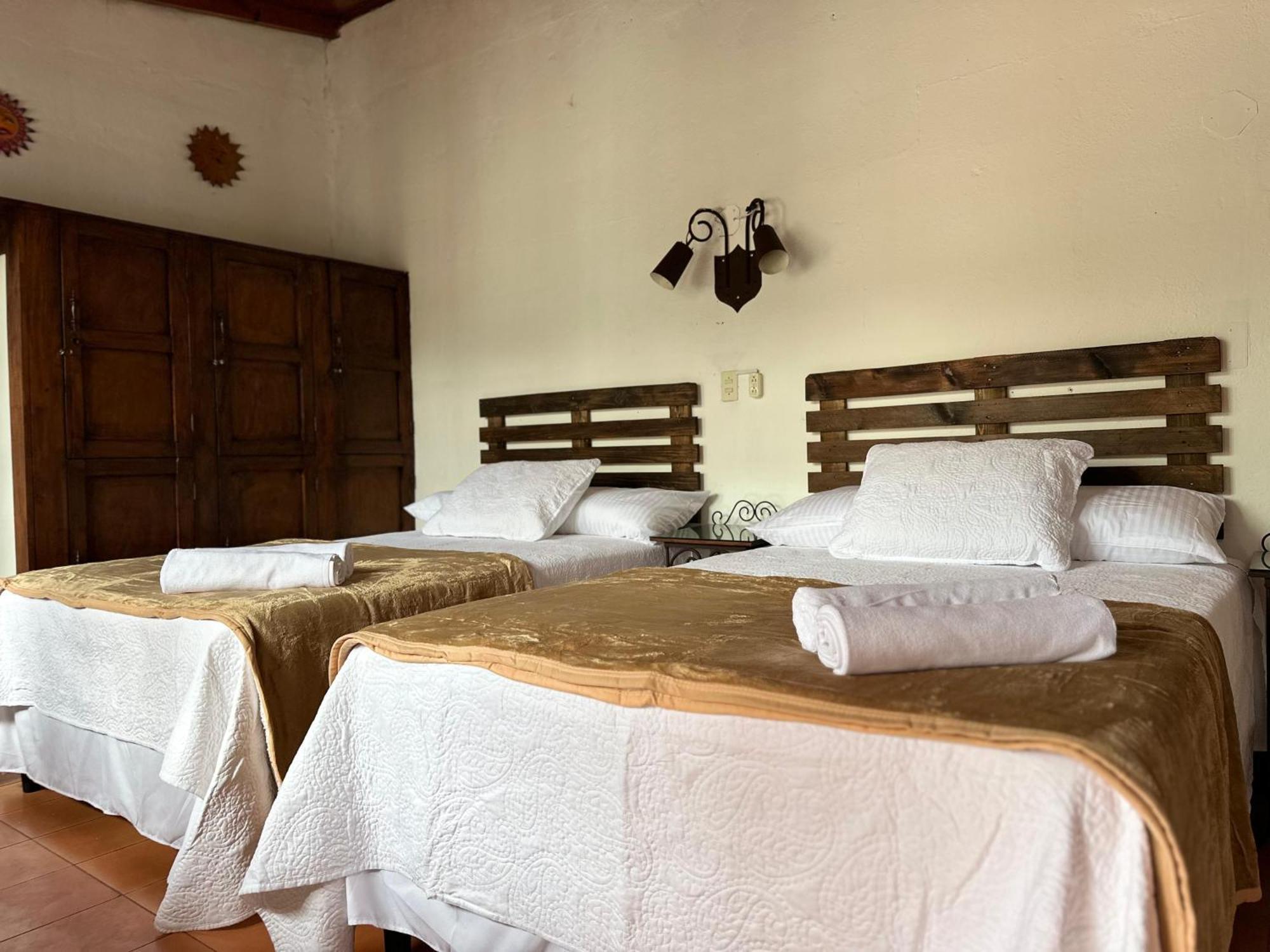 Hotel Casa Blanca Antigua Guatemala Exterior foto